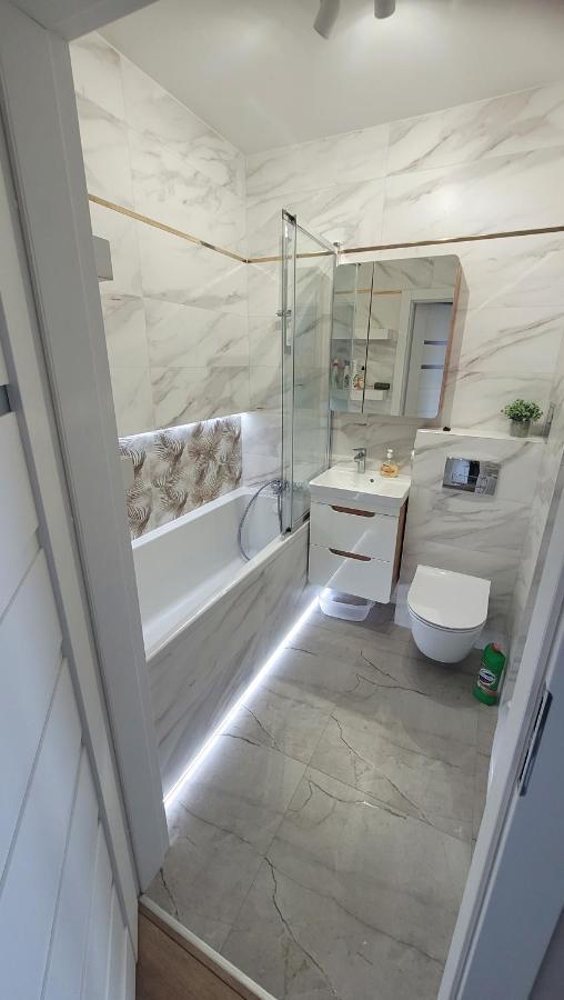 Apartament Z Ogrodem Lublino Esterno foto